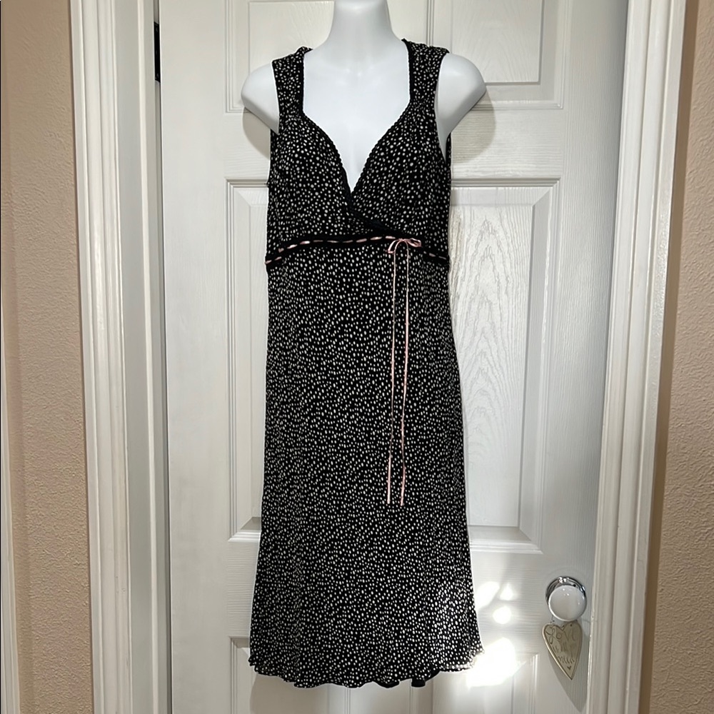 Black and White Sleeveless Dress